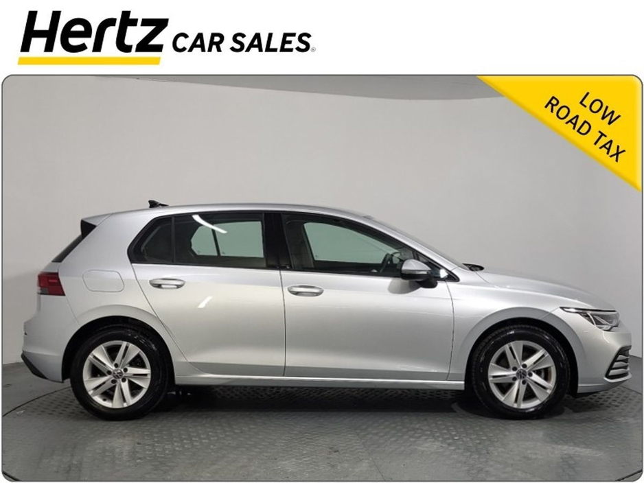 2023 Volkswagen Golf LIFE 2.0 TDI 115HP Diesel Manual €26,995