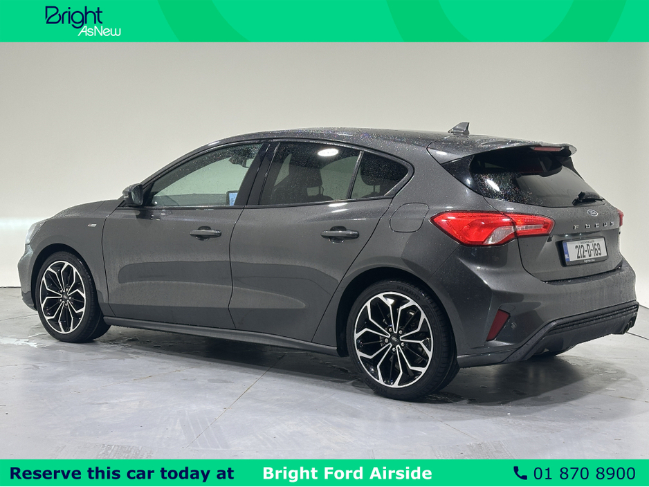 2021 Ford Focus - image 10