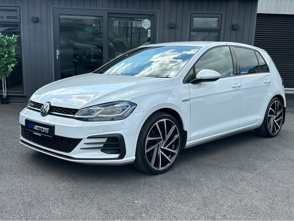 2017 Volkswagen Golf GTD 184PS 5DR AUTO €21,750