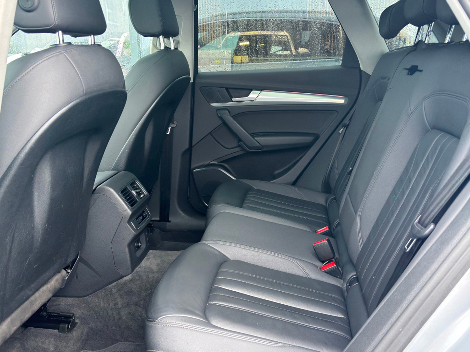 2021 Audi Q5 - image 7