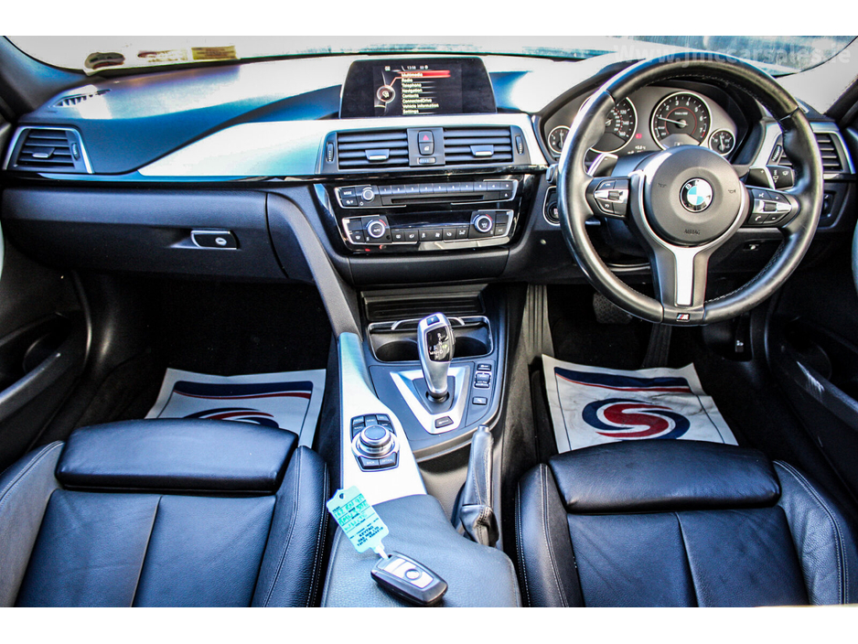 2016 BMW 3 Series 330e M Sport €14,995