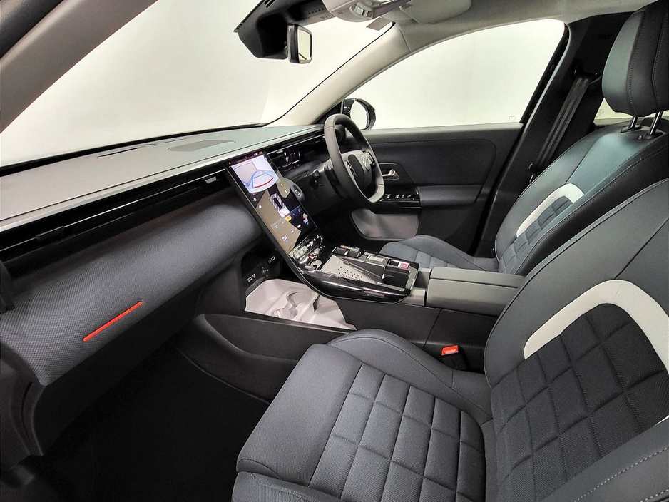 2026 Citroen C5 Aircross - image 7