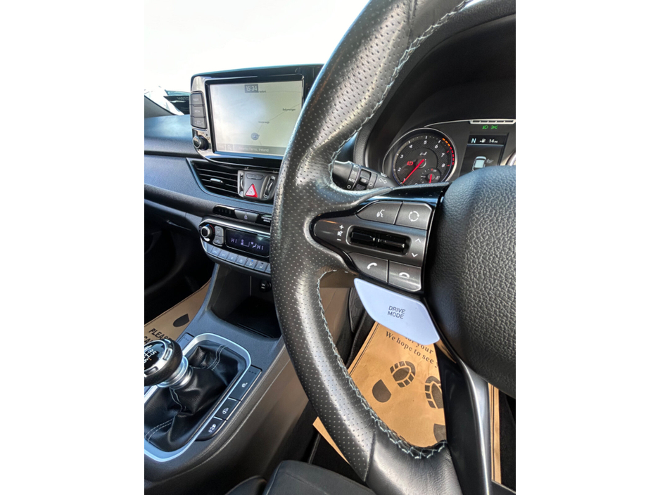 2020 Hyundai i30 - image 24