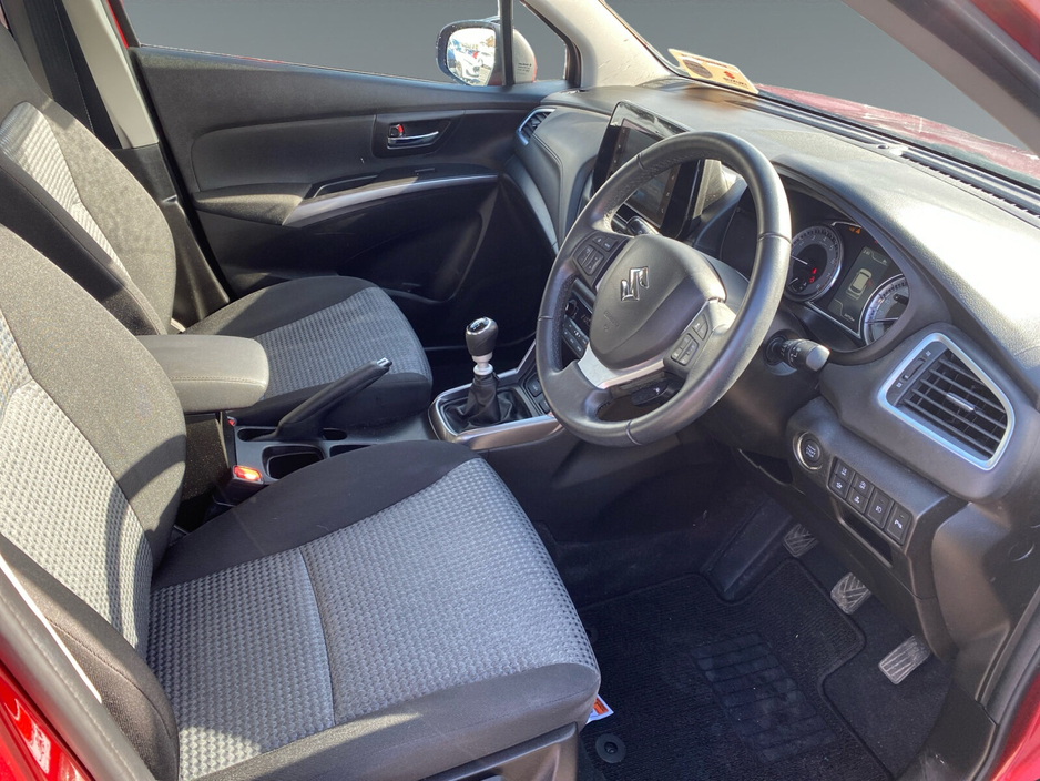 2022 Suzuki SX4 S-Cross - image 8