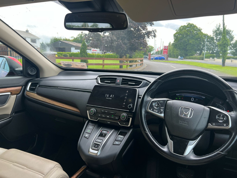 2020 Honda CR-V - image 11