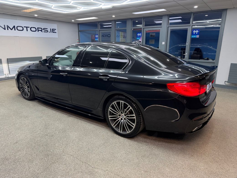 2017 BMW 5 Series - image 17