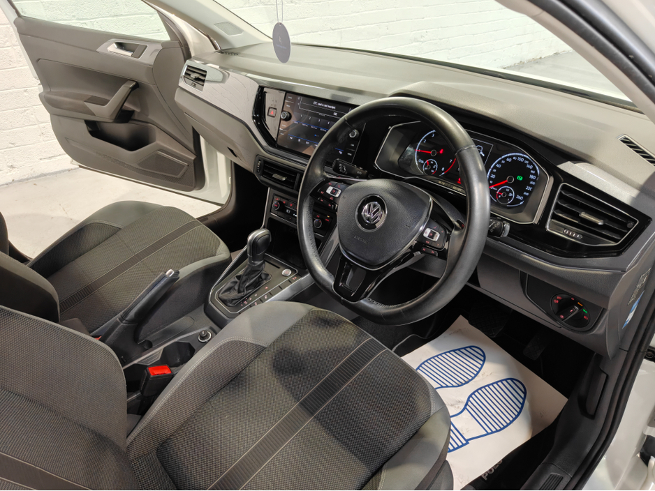 2018 Volkswagen Polo - image 17