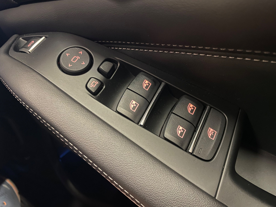 2022 BMW X5 xDrive45e M Sport €43,900