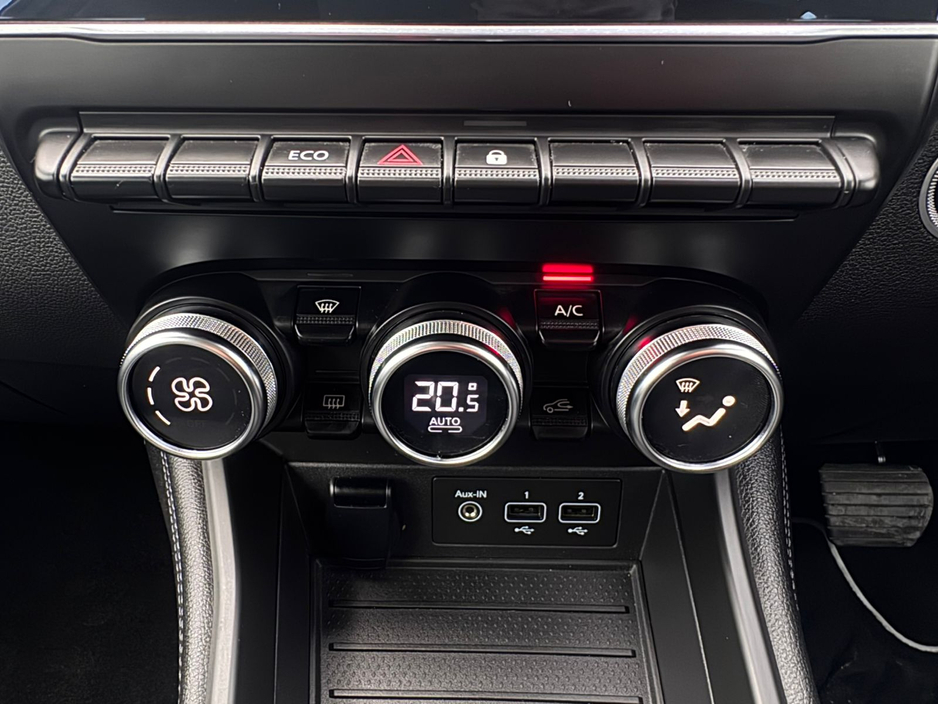 2020 Renault Zoe - image 29