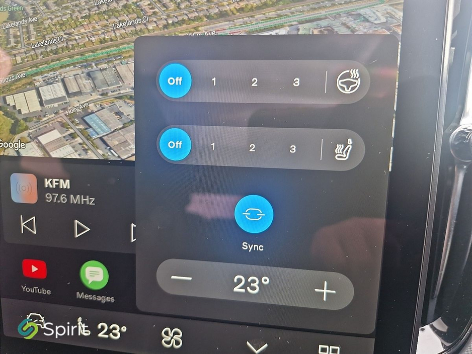 2025 Volvo XC60 - image 15