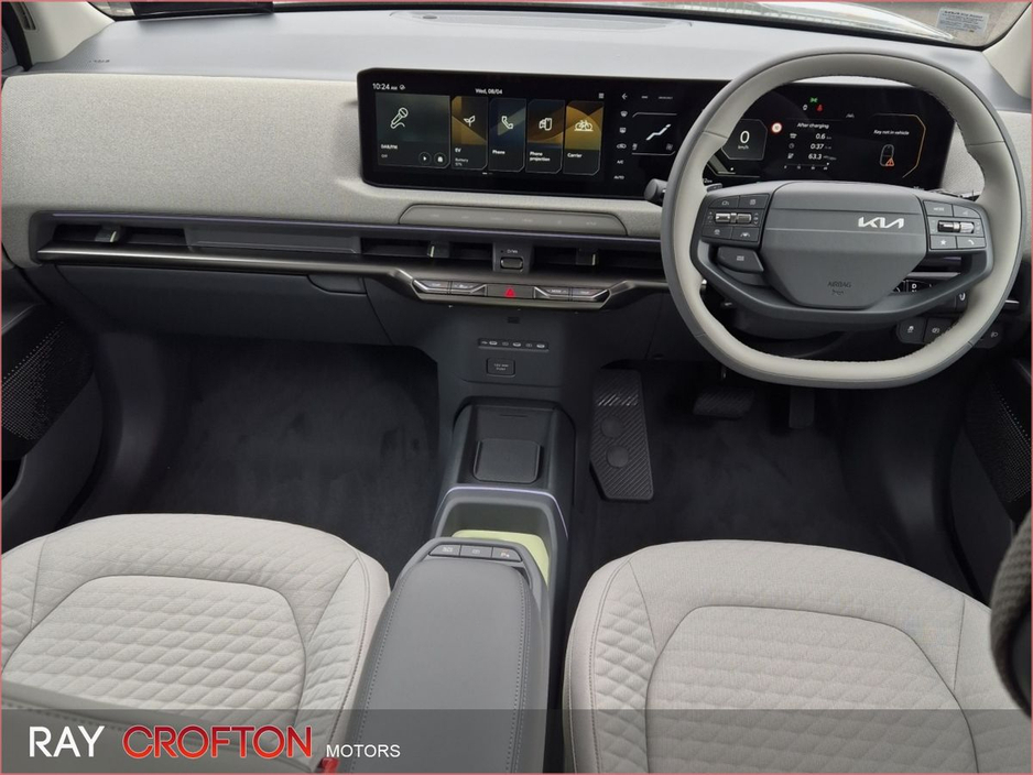 2026 Kia EV3 - image 4