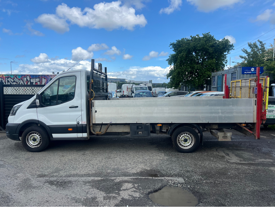 2021 Ford Transit - image 10