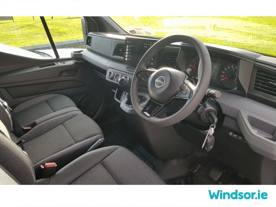 2025 Nissan Interstar L2H2 FWD 150 SV €28,858