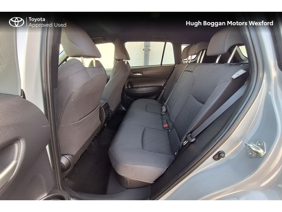 2023 Toyota Corolla Cross - image 7