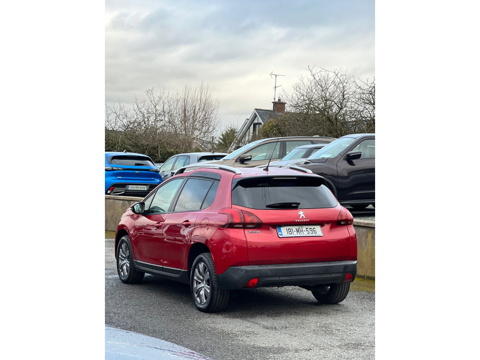 2018 Peugeot 2008 - image 13