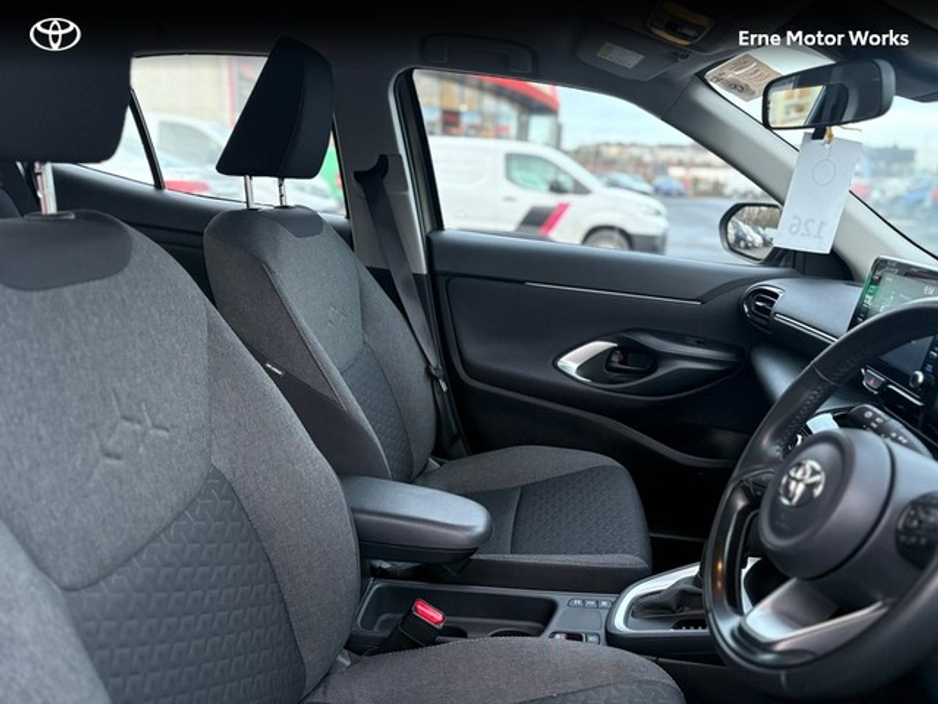 2024 Toyota Yaris Cross YARIS CROSS LUNA €26,450