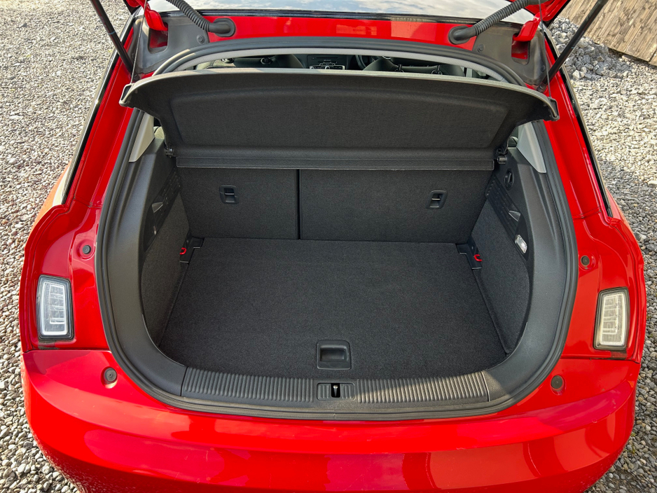 2015 Audi A1 - image 16