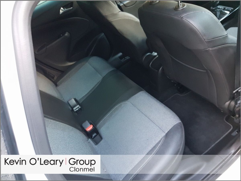 2023 Opel Crossland SRI 1.2i 83PS 5 Speed €19,995