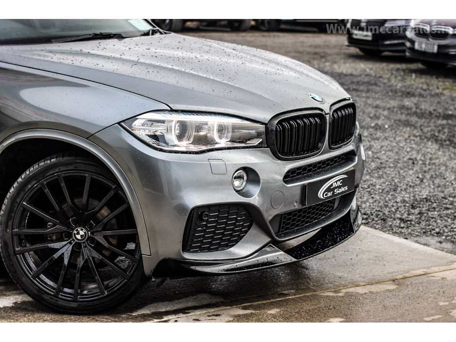 2015 BMW X5 xDrive30d M Sport €32,995