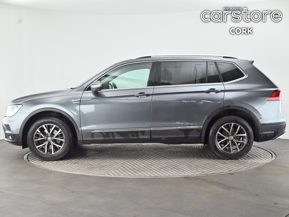 2018 Volkswagen Tiguan - image 6