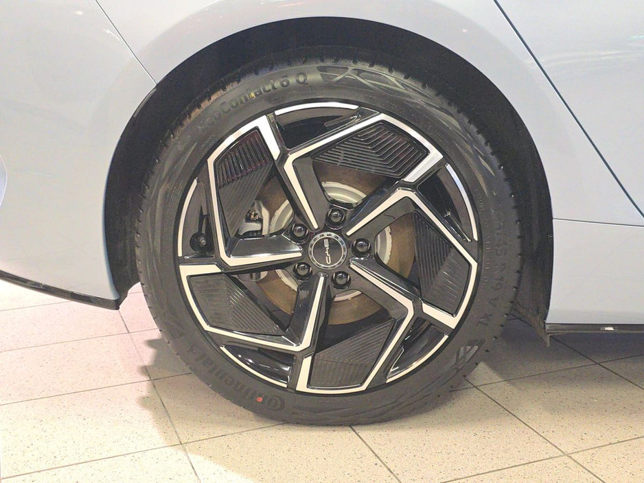 2026 BYD Seal - image 5