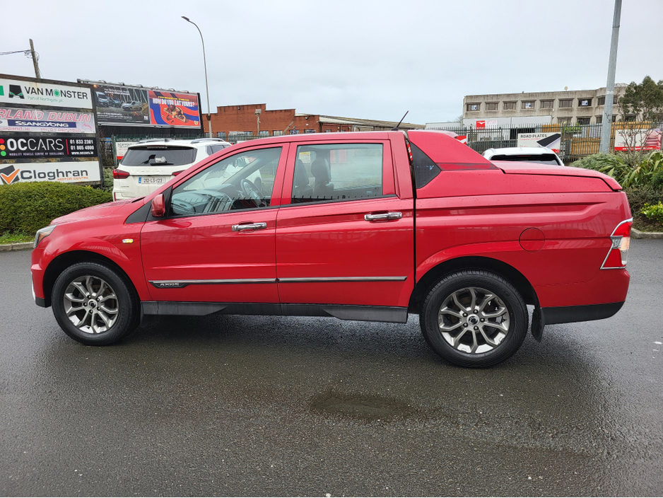 2015 Ssangyong Korando - image 6