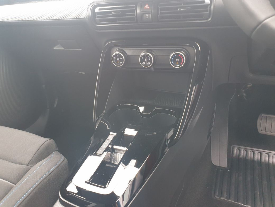 2026 Citroen e-C3 - image 22