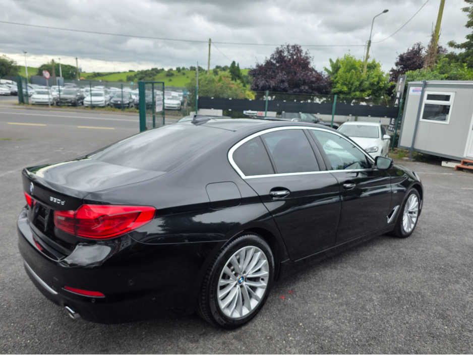 2017 BMW 5 Series 523D LUXURY - CARPLAY NAVIGATION EDITION FULL LEATHER ELECTRIC HEATED SEATS - 360 REVERCE CAMERA - PRIVACY GLASS €24,950