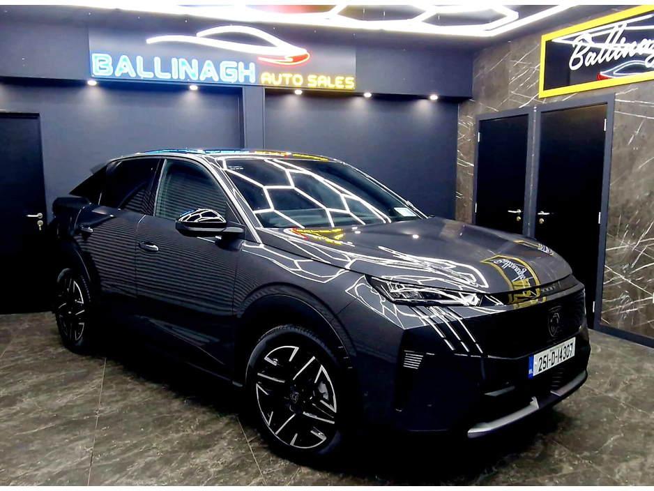 2025 Peugeot 3008 1.2 MHEV PureTech 136bhp eDCS6 Allure €35,950