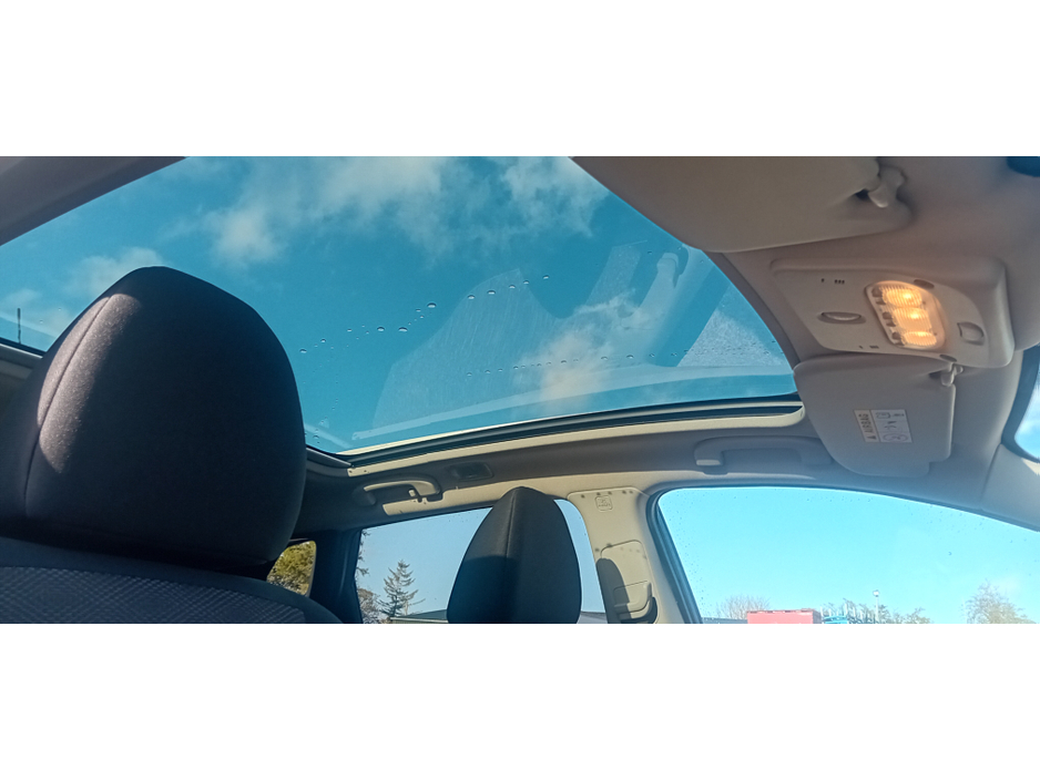 2015 Nissan Qashqai - image 16