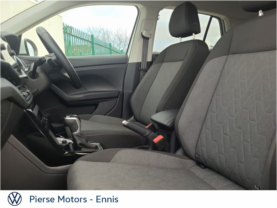 2025 Volkswagen T-Cross - image 7