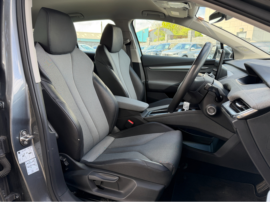 2023 Skoda Enyaq - image 13