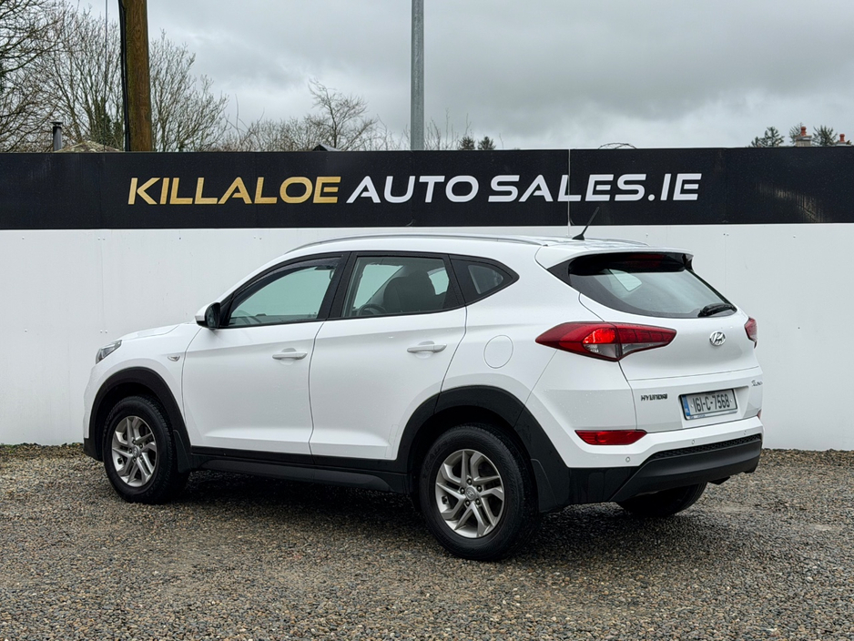 2016 Hyundai Tucson - image 13