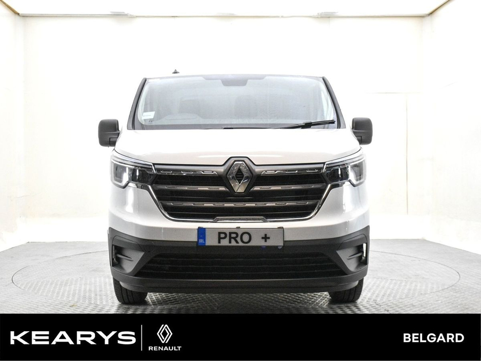 2024 Renault Trafic - image 7