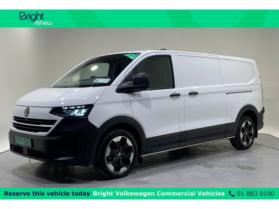 2025 Volkswagen Transporter - image 3