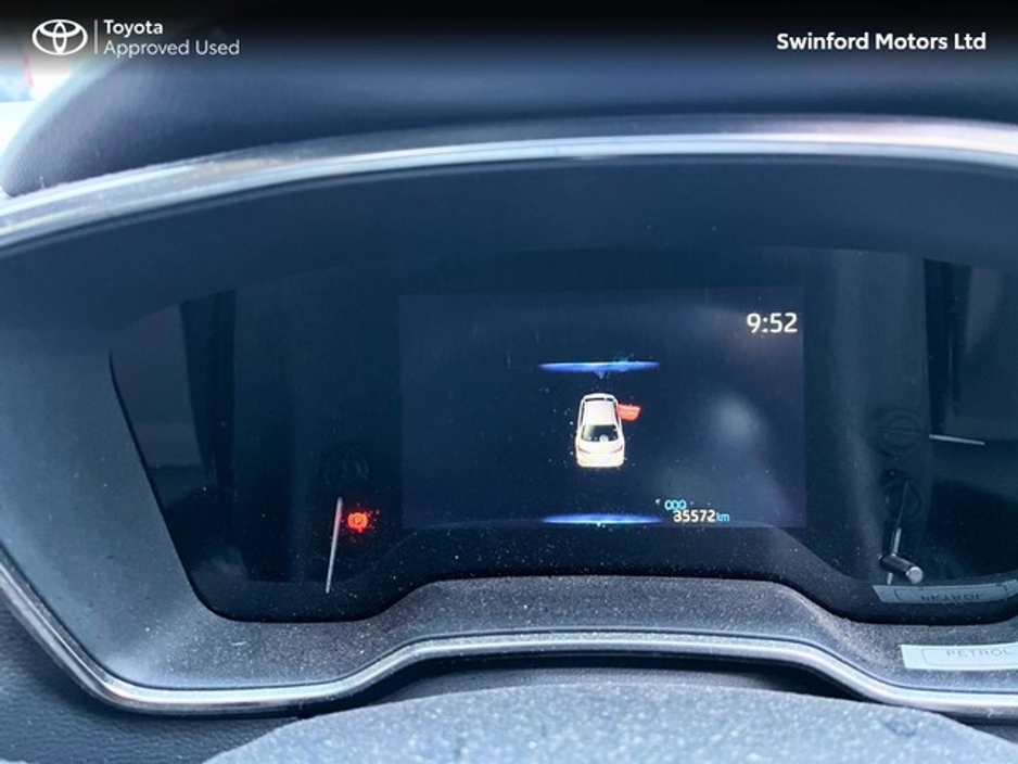 2022 Toyota Corolla LUNA 4DR AUTO HYBRID €25,500