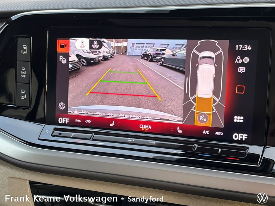 2025 Volkswagen Multivan - image 13