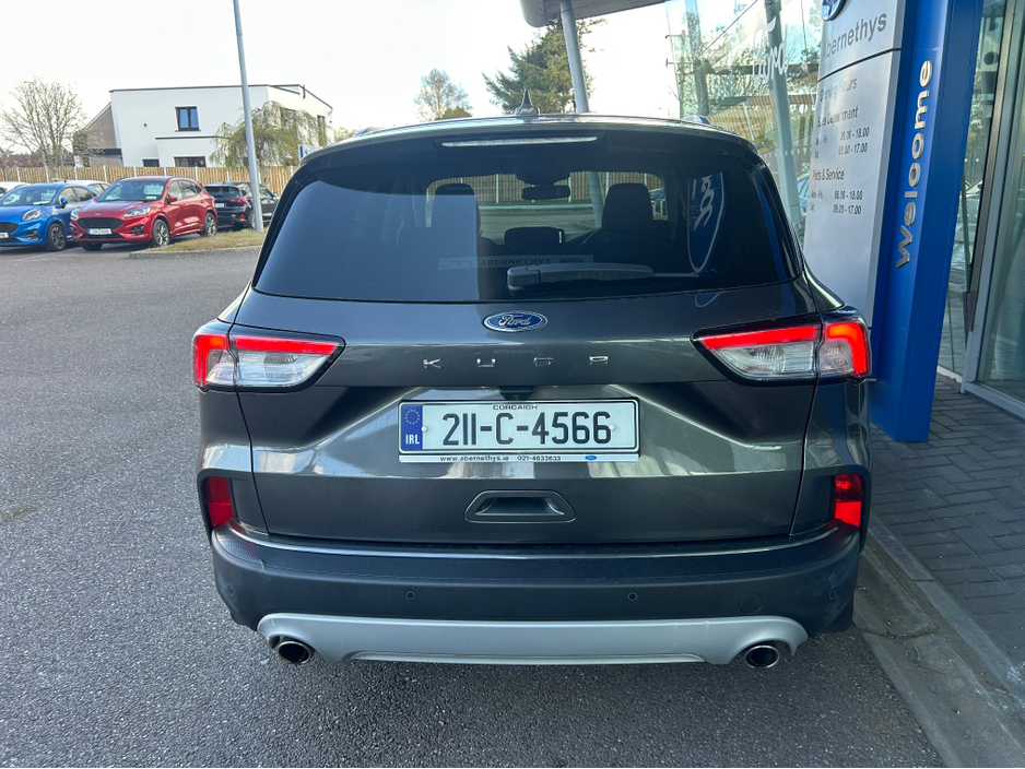 2021 Ford Kuga - image 6