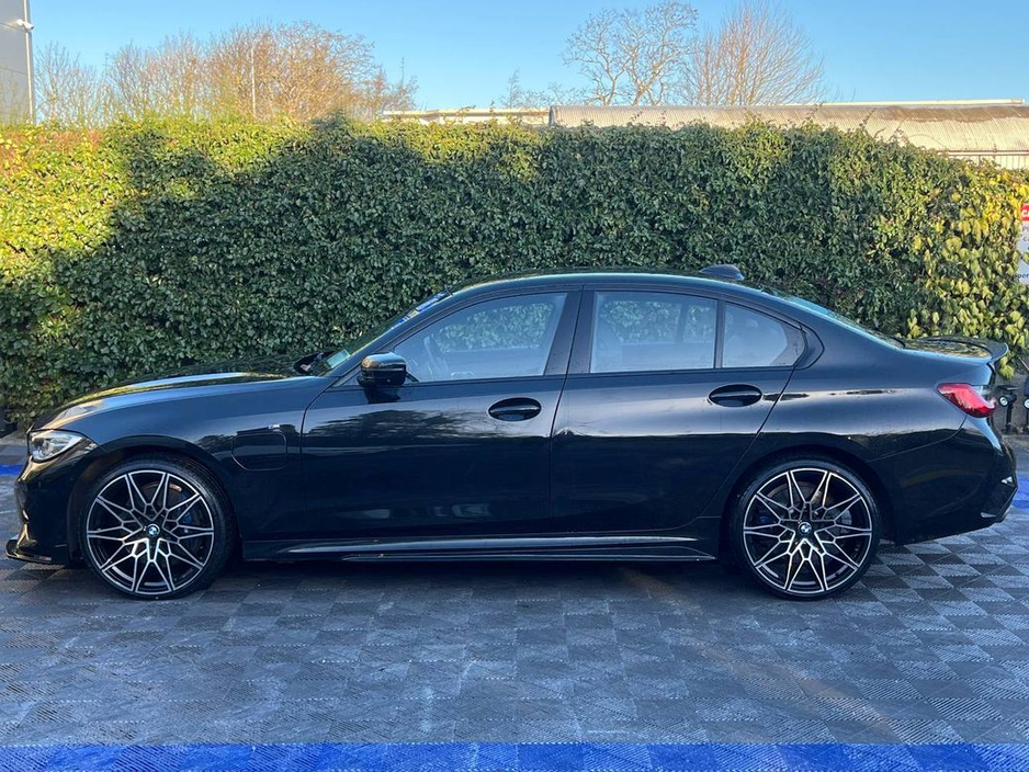 2020 BMW 3 Series 330e M-SPORT COMPETITION 2.0 HYBRID // 19" M-SPORT ALLOYS // LEATHER/SUEDE INTERIOR // DIGITAL CLUSTER €29,900