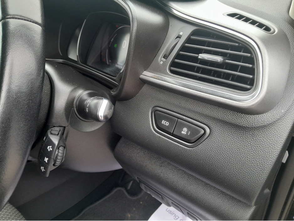 2018 Renault Kadjar - image 25