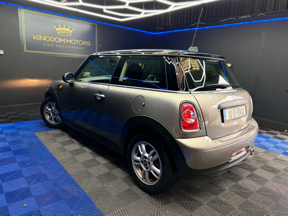 2012 MINI Hatch - image 11