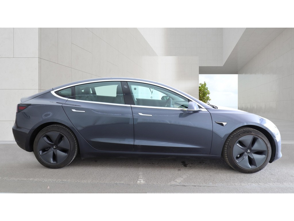 2019 Tesla Model 3 - image 6