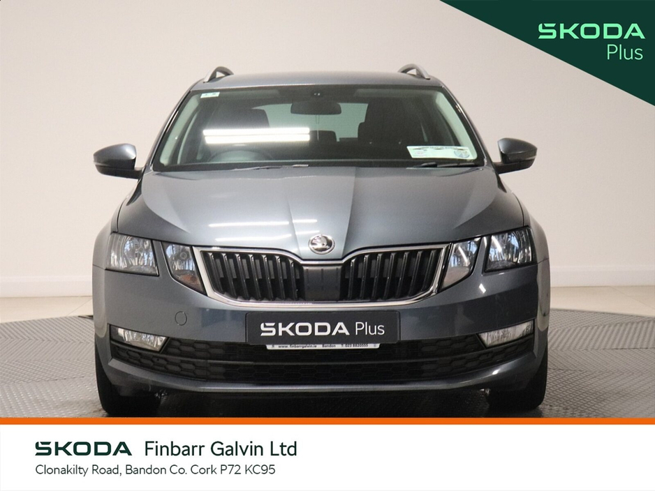 2021 Skoda Octavia - image 12