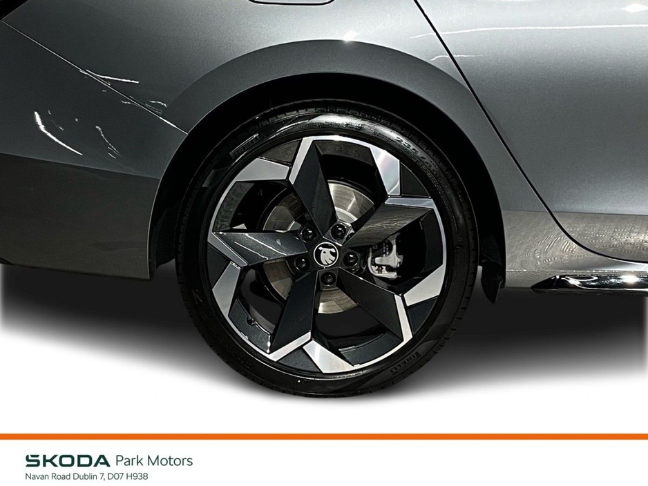 2025 Skoda Superb Sportline DSG 2.0TDI 150BHP - Reversing Camera - Climate Control - Heated Seats - Cruise Control - Keyless Start - Apple CarPlay/Android Auto €53,950