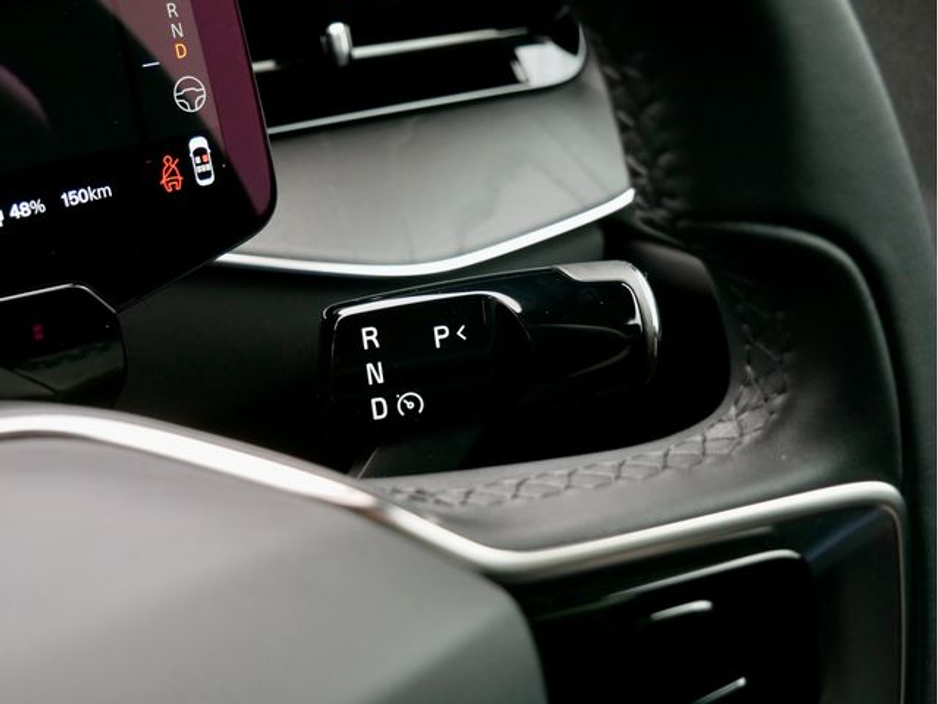 2024 Polestar 3 - image 36