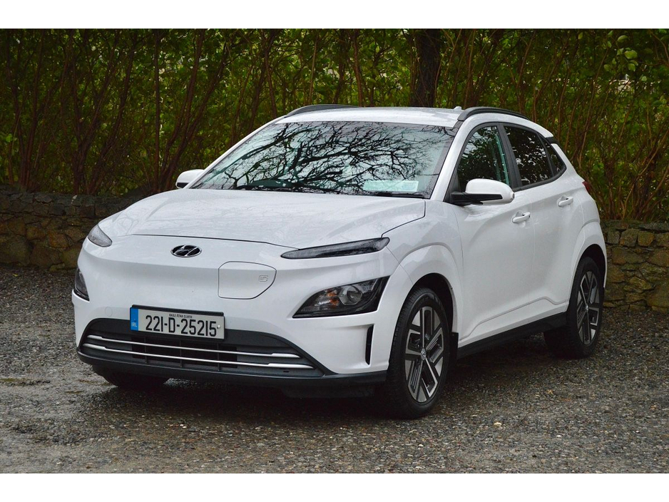 2022 Hyundai Kona Kona EV Premium 39 kWh