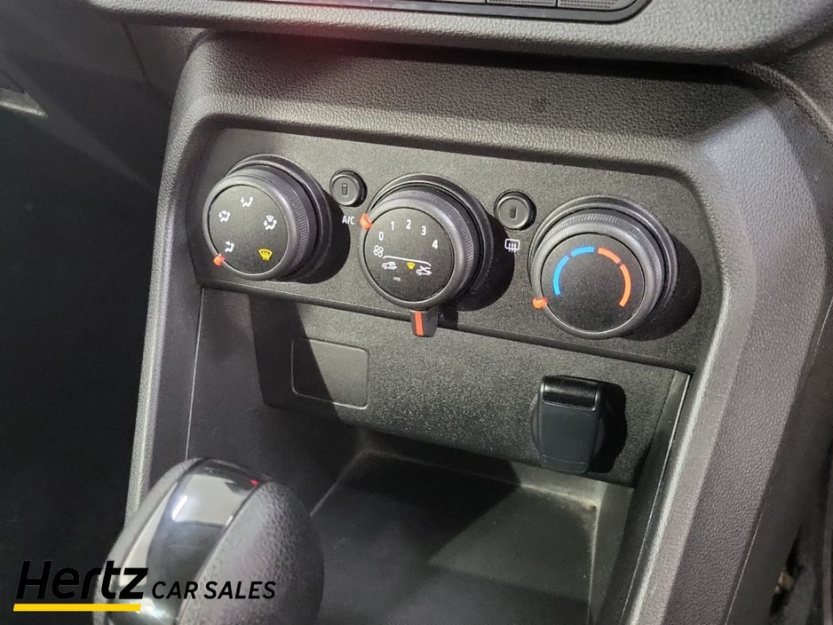 2023 Dacia Sandero Stepway - image 19