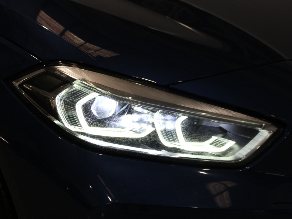 2021 BMW 1 Series - image 10