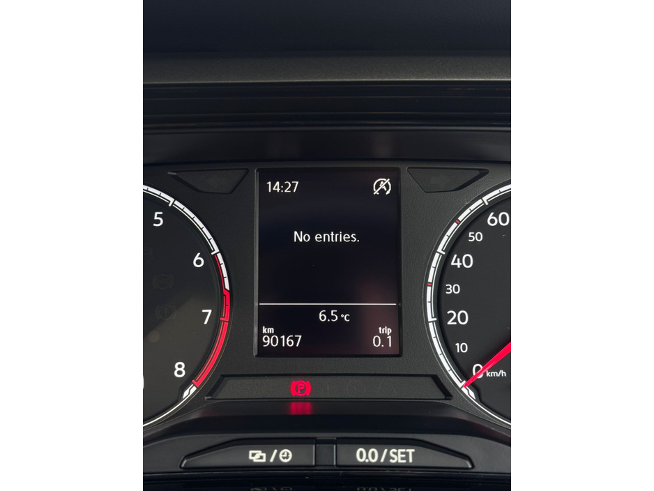 2018 Volkswagen Polo - image 28