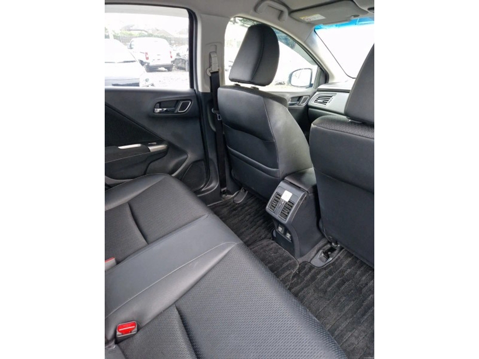 2018 Honda Grace - image 16